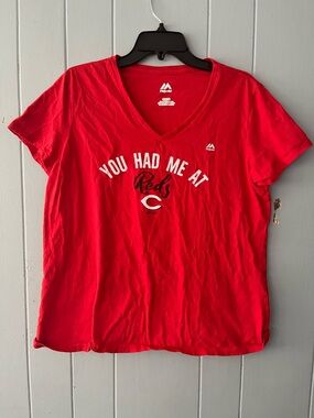 Majestic Women’s Red Cincinnati Reds V-Neck Tee